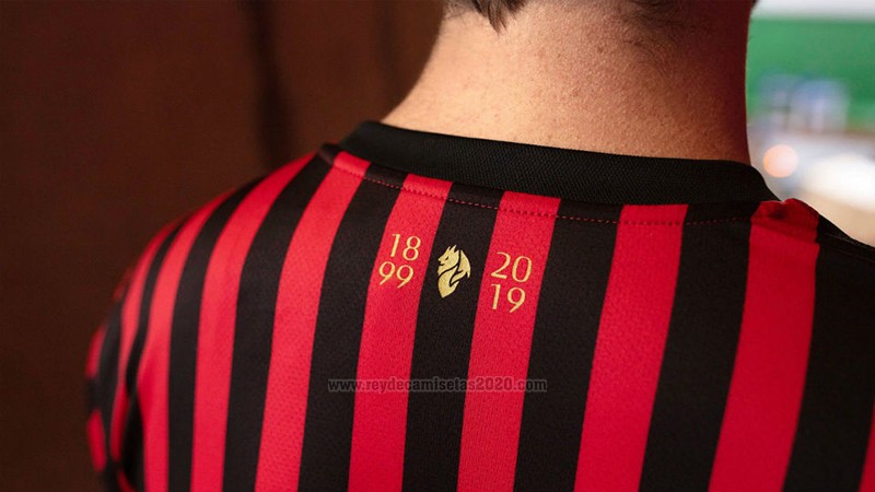 Camiseta-AC-MIlan-120-Anos-ii.jpg