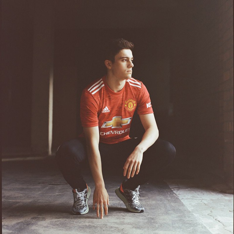 Manchester-United-2020-21-Home-Kit-vi.jpg